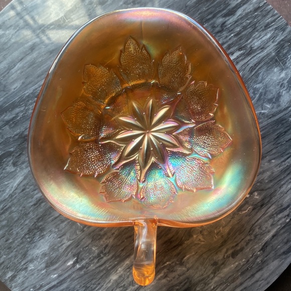 Dugan Marigold Carnival Glass Leaf Rays Nappy Dish - Picture 5 of 6